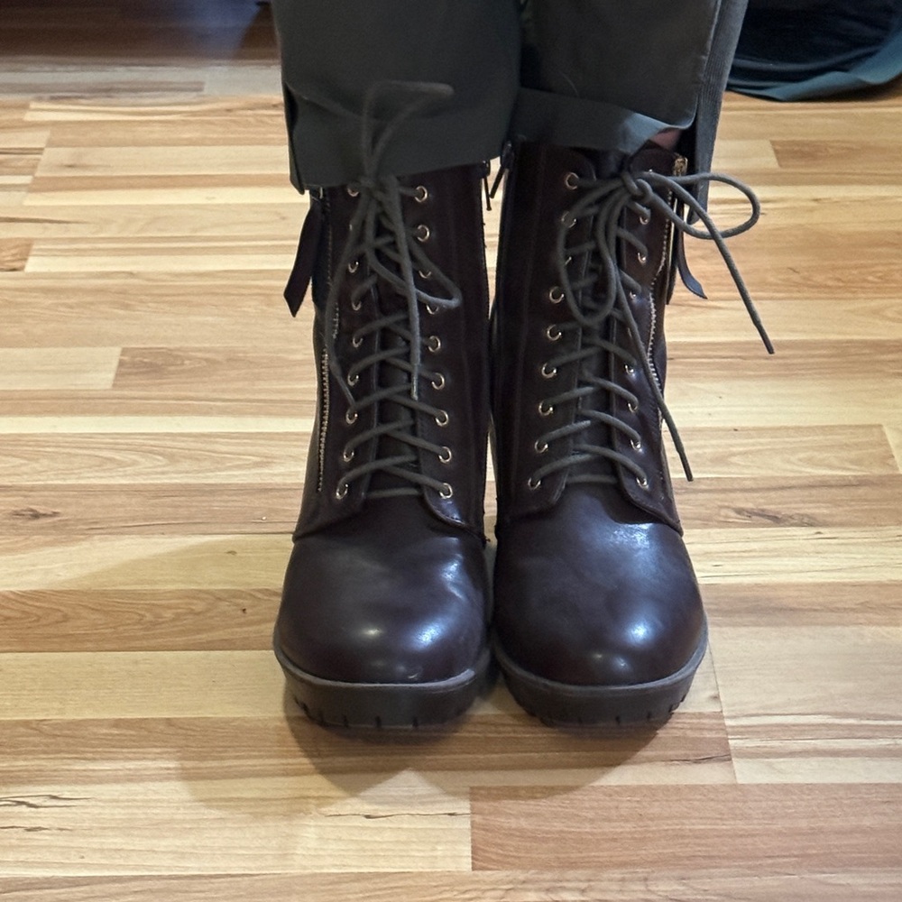 Elegant Brown Lace-Up Boots